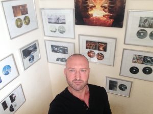 Great Drummer wanted with backing vocal